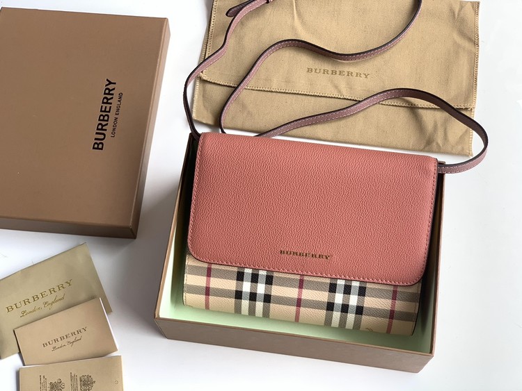 버버리 헤이마켓 크로스백 BURBERRY